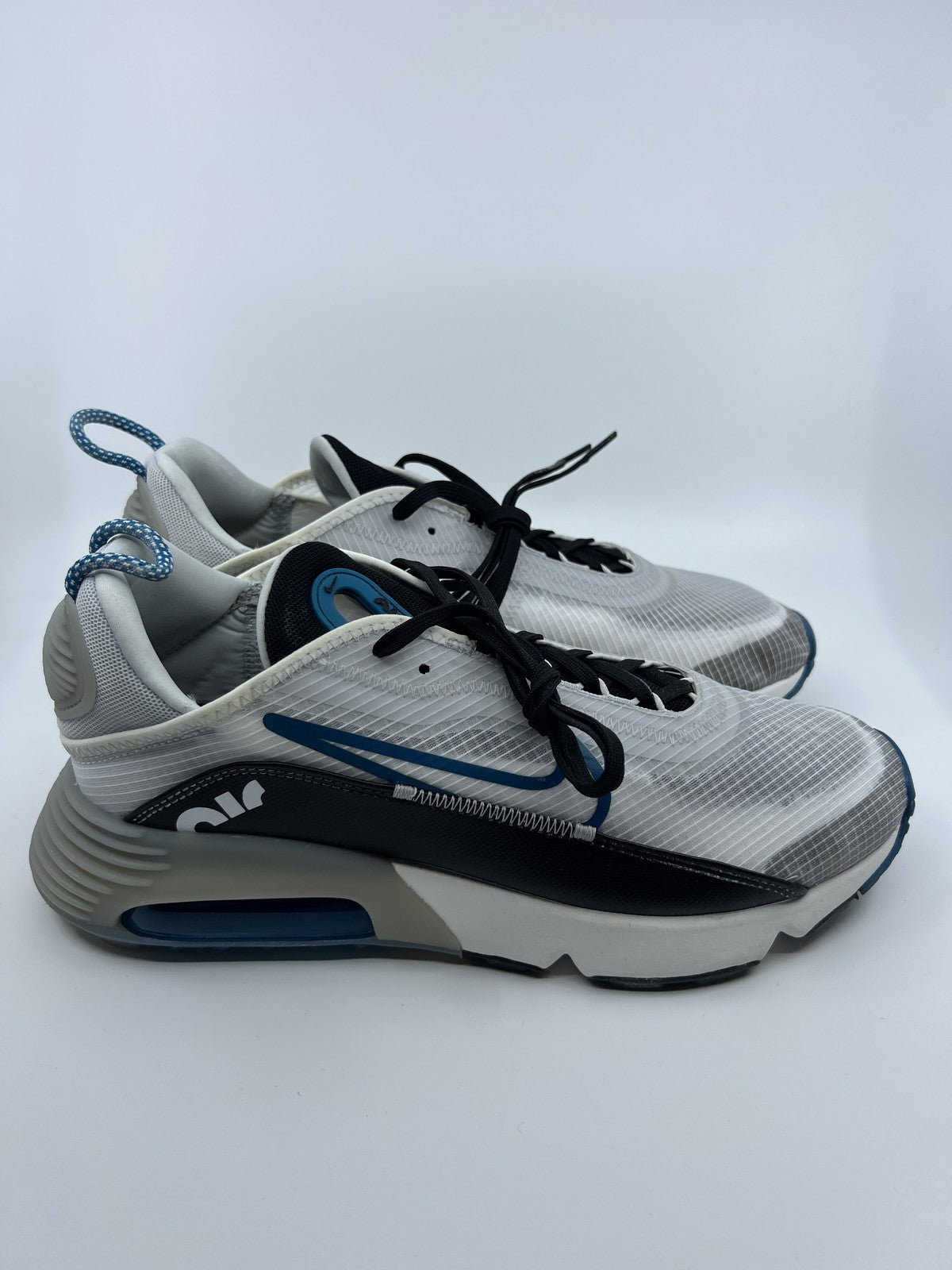 ♻️✅Nike Men’s Air Max 2090 CV8835-100 Shoes White/Green Abyss-Black US10