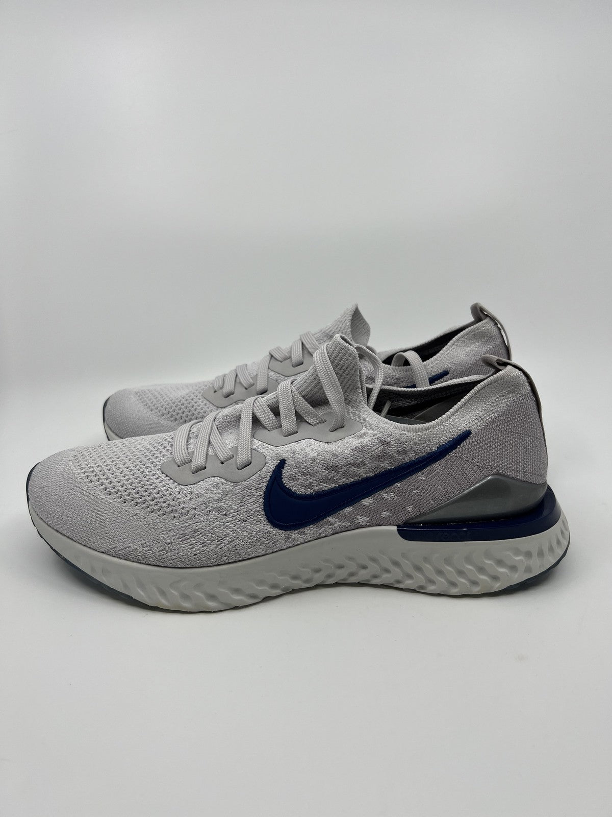 ♻️✅Men Running Shoes US 8.5 Gray and Blue