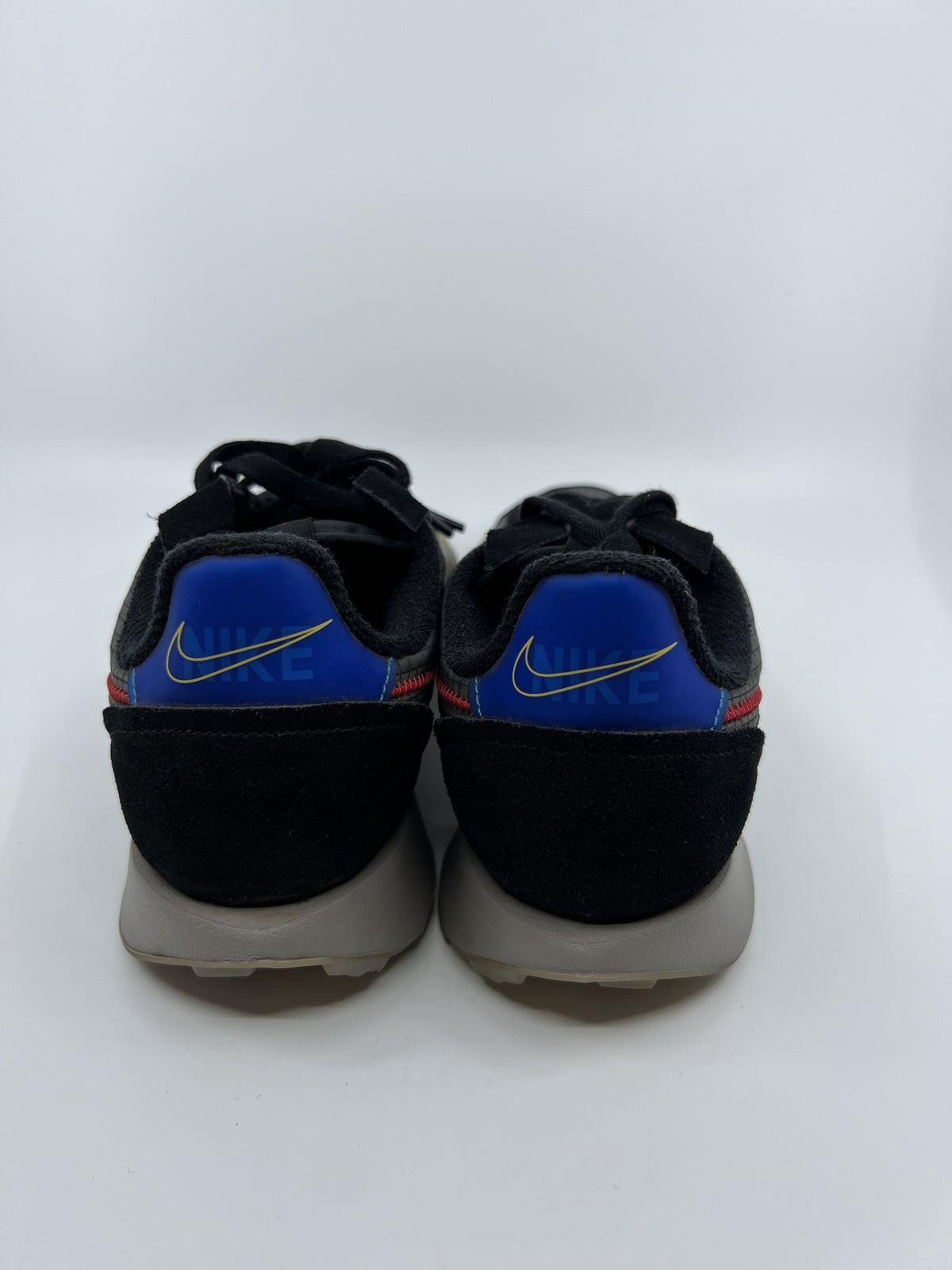 ♻️✅Nike Waffle Racer 2X Black/ Grey Women Sz 7 CK6647 Nice Condition
