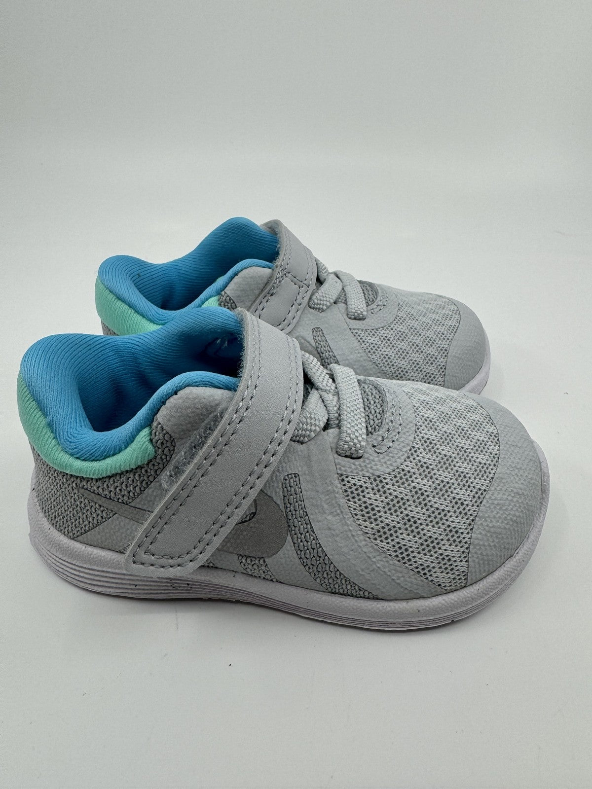 Nike Revolution 4 (TDV) Running Shoe Little Kids Silver
