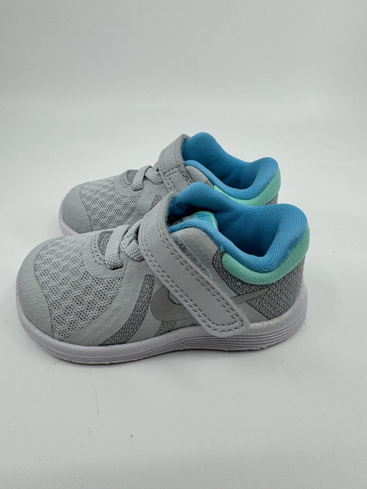Nike Revolution 4 (TDV) Running Shoe Little Kids Silver