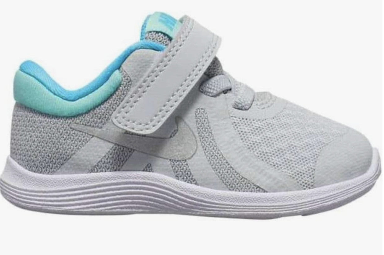 Nike Revolution 4 (TDV) Running Shoe Little Kids Silver