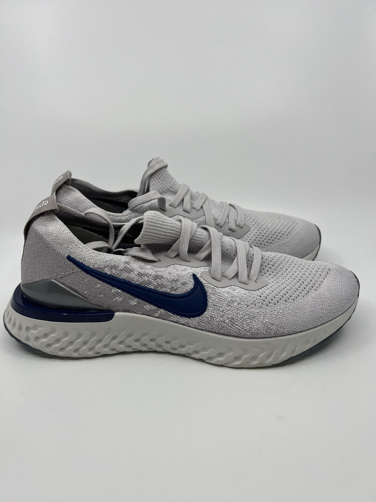 ♻️✅Men Running Shoes US 8.5 Gray and Blue