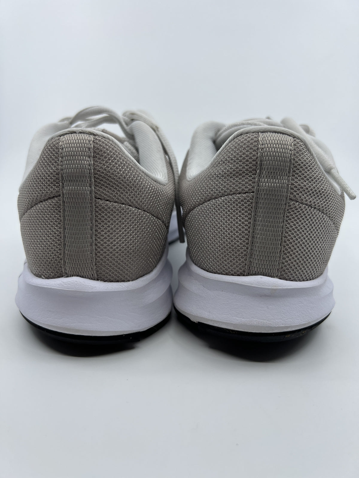 ♻️✅Nike Downshifter Women's Running Sneaker US7.5 Lightly Used Recycled Box