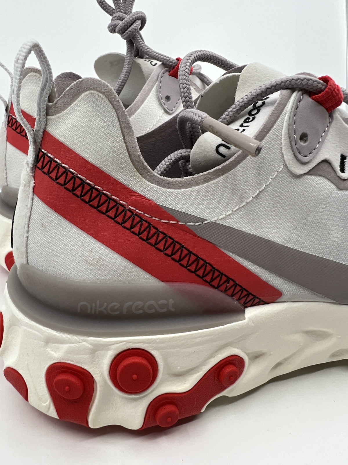 ♻️✅NIKE REACT ELEMENT 55 WHITE/RED Women's Running Sneaker US7 BQ2728