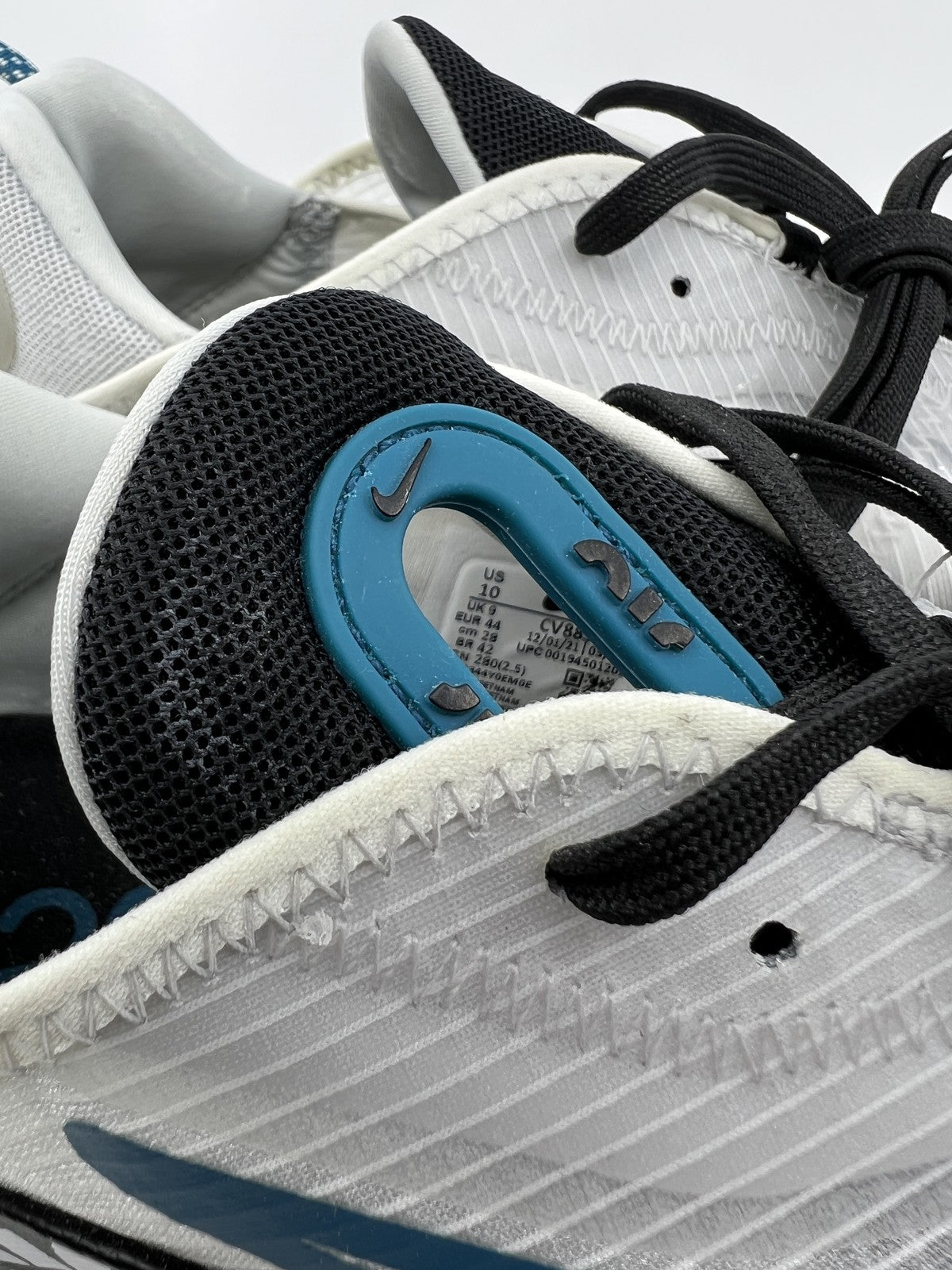 ♻️✅Nike Men’s Air Max 2090 CV8835-100 Shoes White/Green Abyss-Black US10