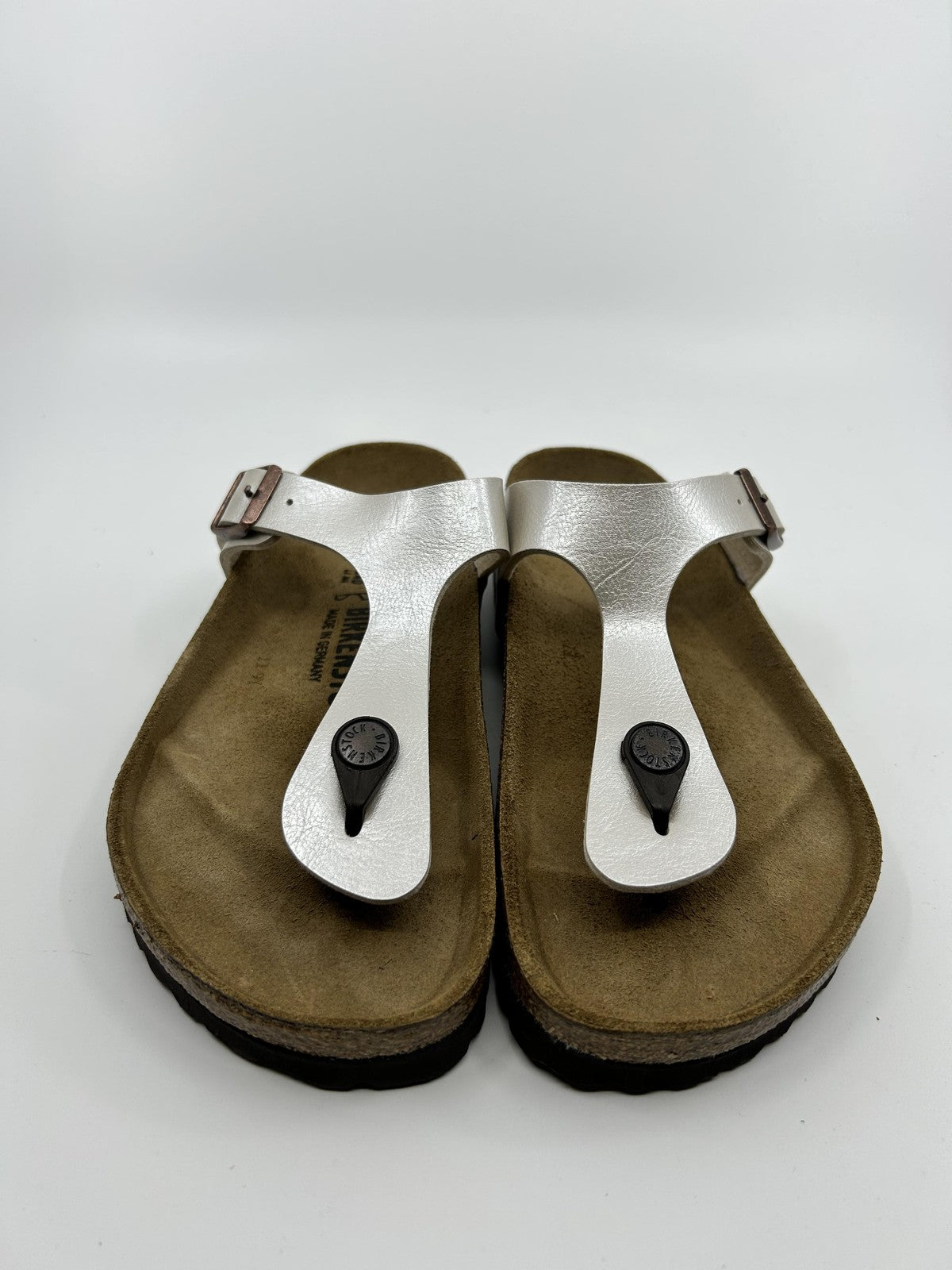 ♻️✅Birkenstock Gizeh BS MetallicSilver Women's Sandal US6 Brand New Recycled Box