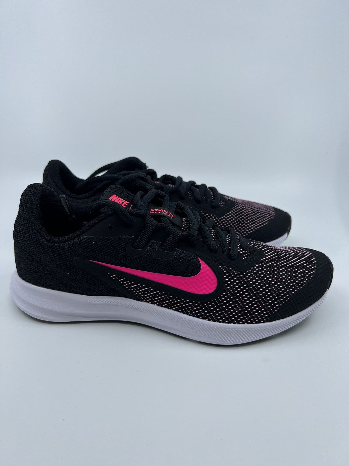♻️✅Nike Downshifter 9 Black/Pink/White Kids Shoes - Size 5.5 AR4135-003