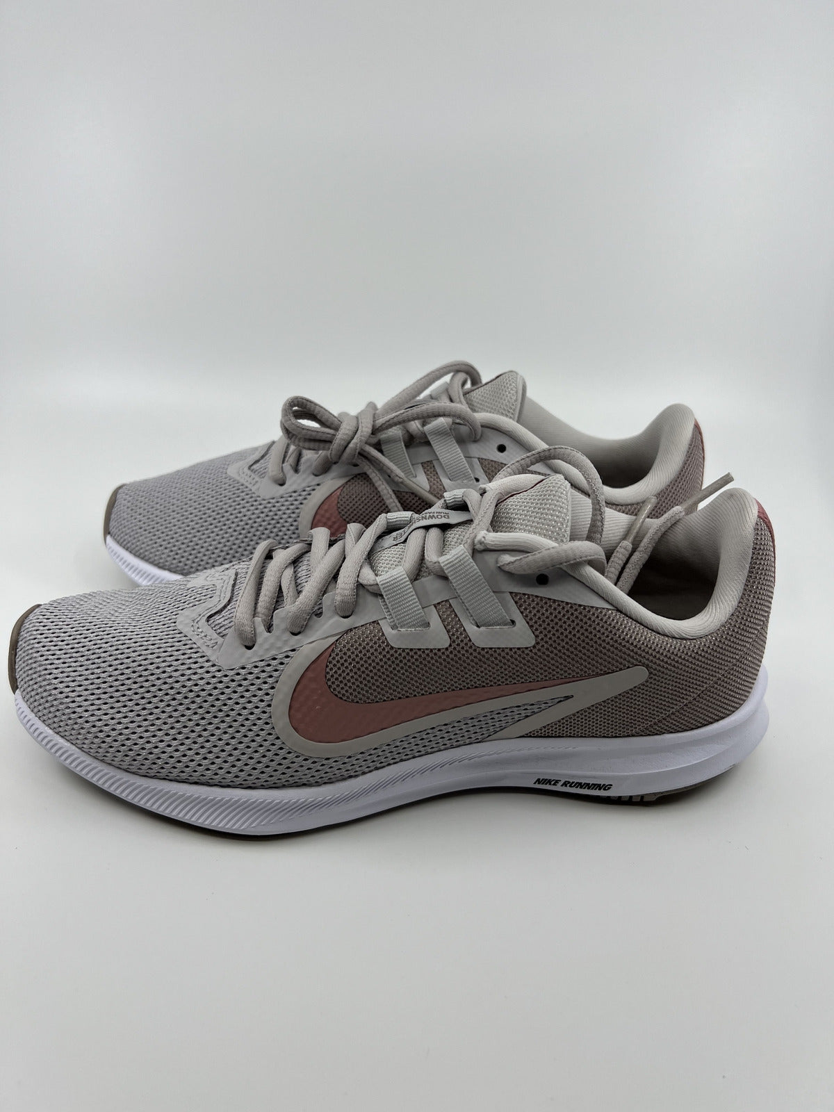 Nike AQ7486 DOWNSHIFTER 9 - GREY/PINK Women's Shoe US 6.5 Brand New