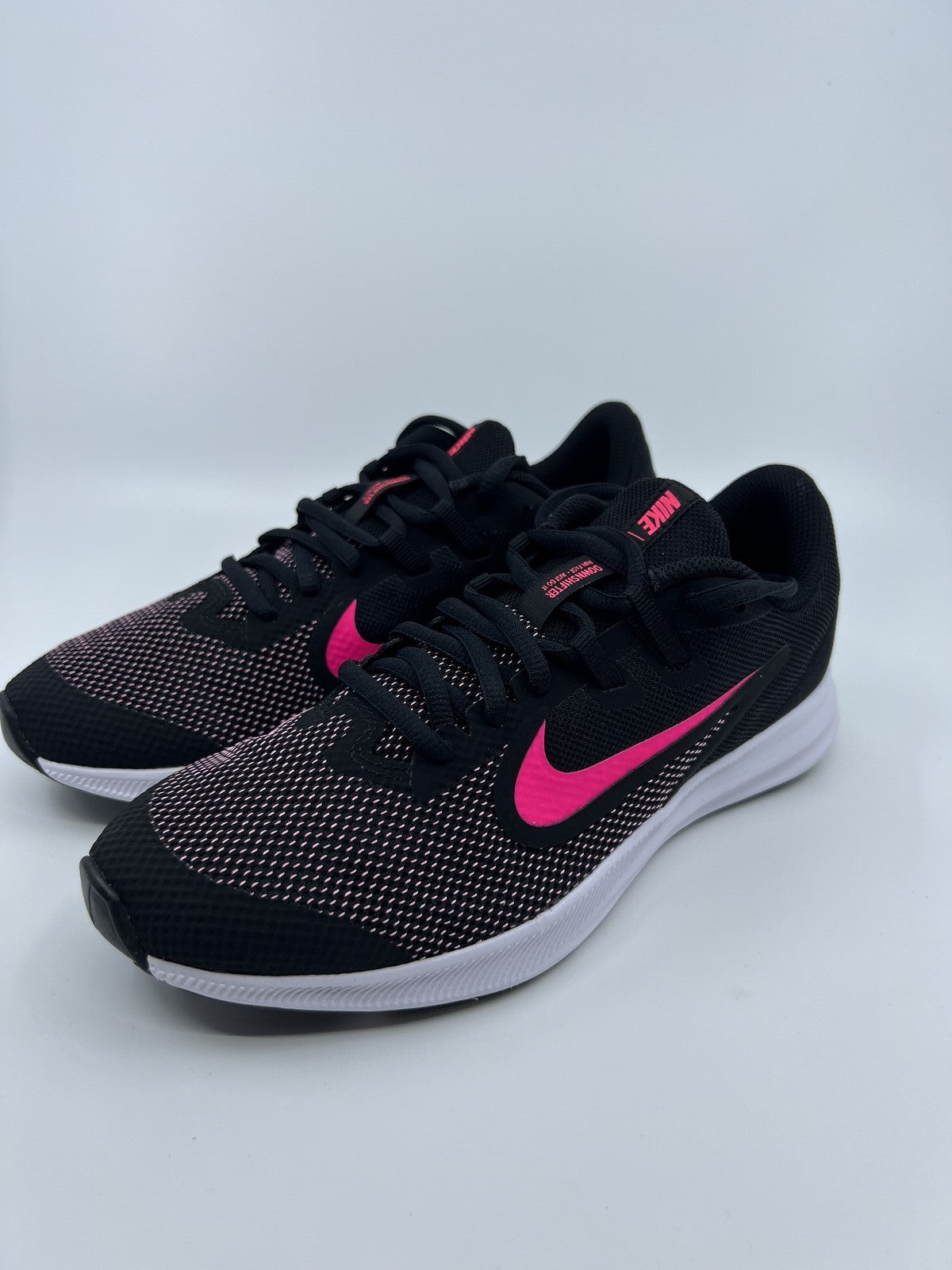 ♻️✅Nike Downshifter 9 Black/Pink/White Kids Shoes - Size 5.5 AR4135-003
