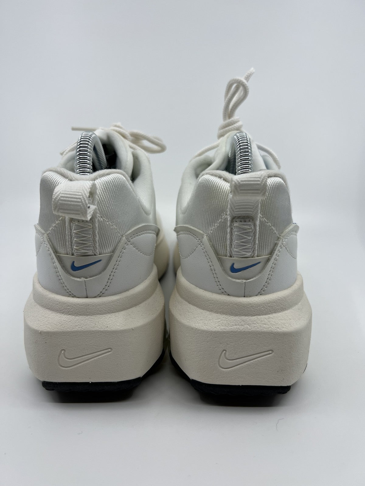 ♻️✅Nike CZ6156 Women's Running Shoe US8 Brand New Original Box
