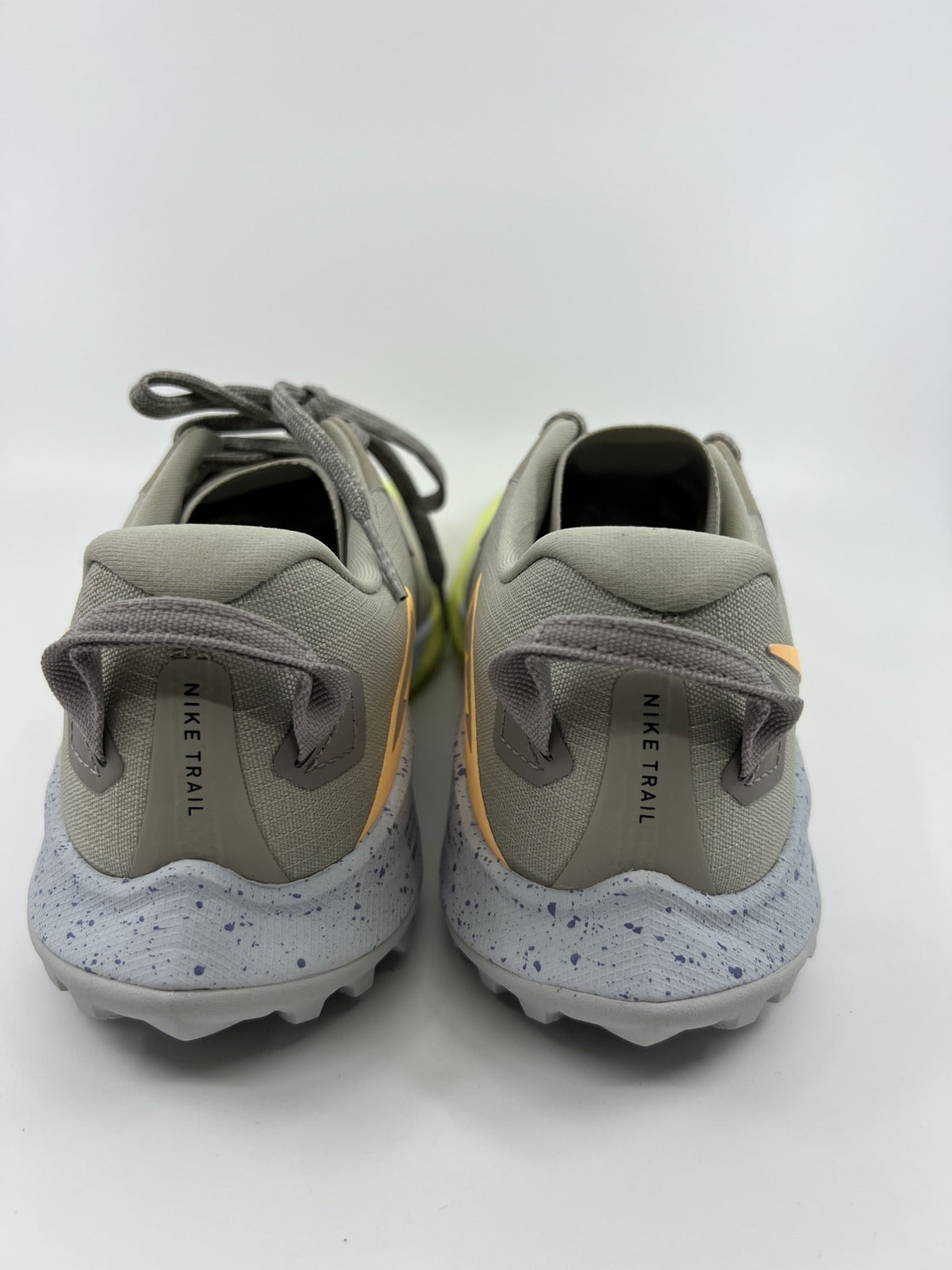 Nike Air Zoom Terra Kiger 6 Trail Running Hiking Shoes Size US 7