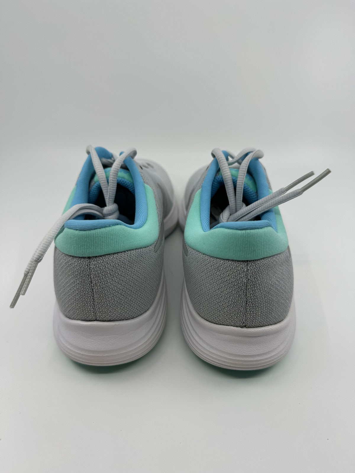 ♻️✅Nike Revolution 4 (GS) 6,5 Y