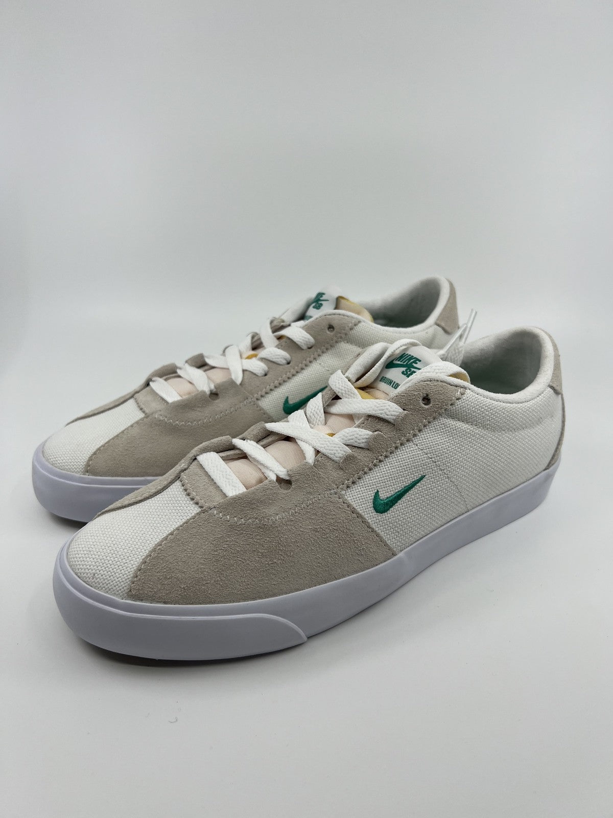 Nike CD5036 SB ZOOM AIR Women's Running Shoe US6.5 Brand New