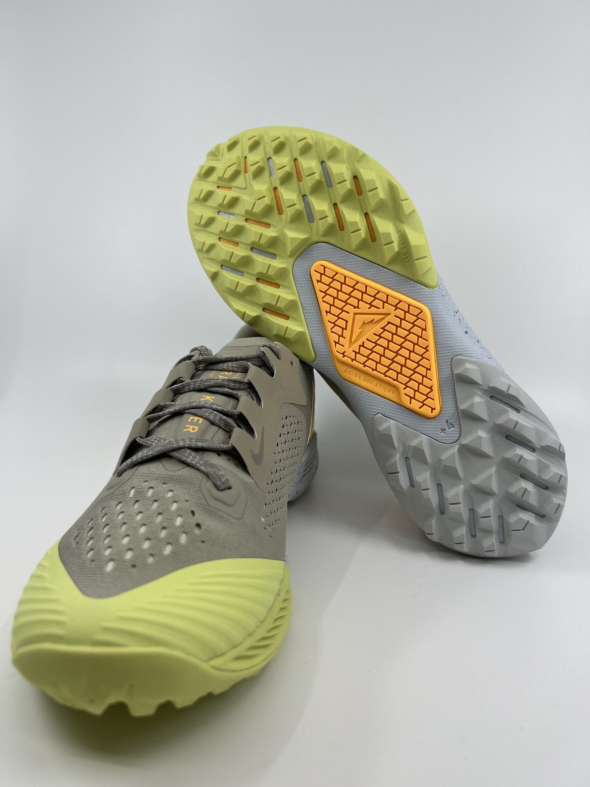Nike Air Zoom Terra Kiger 6 Trail Running Hiking Shoes Size US 7