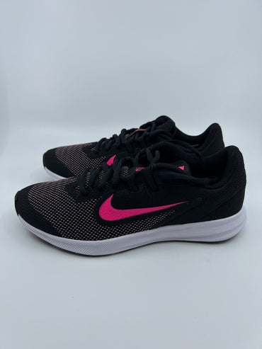 ♻️✅Nike Downshifter 9 Black/Pink/White Kids Shoes - Size 5.5 AR4135-003