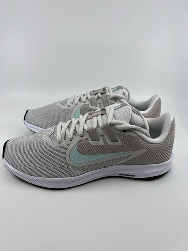 Nike AQ7486 DOWNSHIFTER 9 - SILVER/BLUE Women's Running US7.5 Brand New