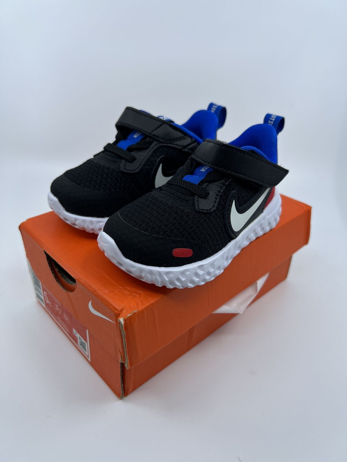 ♻️✅Nike Boys Toddler Revolution 5 Sneakers Shoes Size 5C Black Blue BQ5673 020