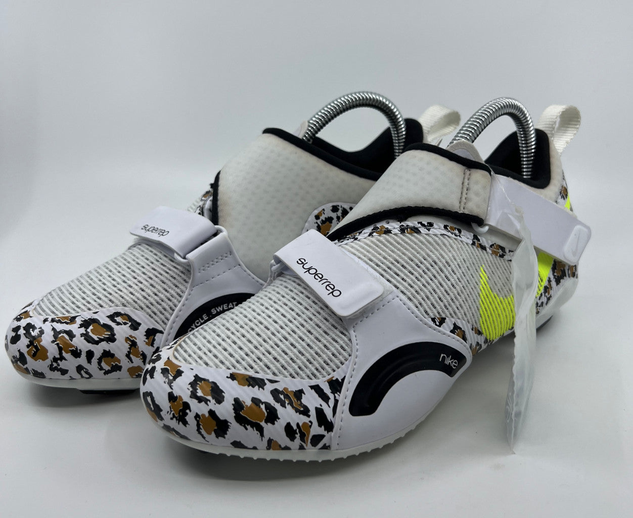 Nike CJ0775 Women's Running Shoe US7.5 Lightly Used Original Box