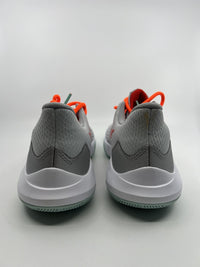 Nike Men's Precision 5 Race Running Shoe Size 9 Gray/White