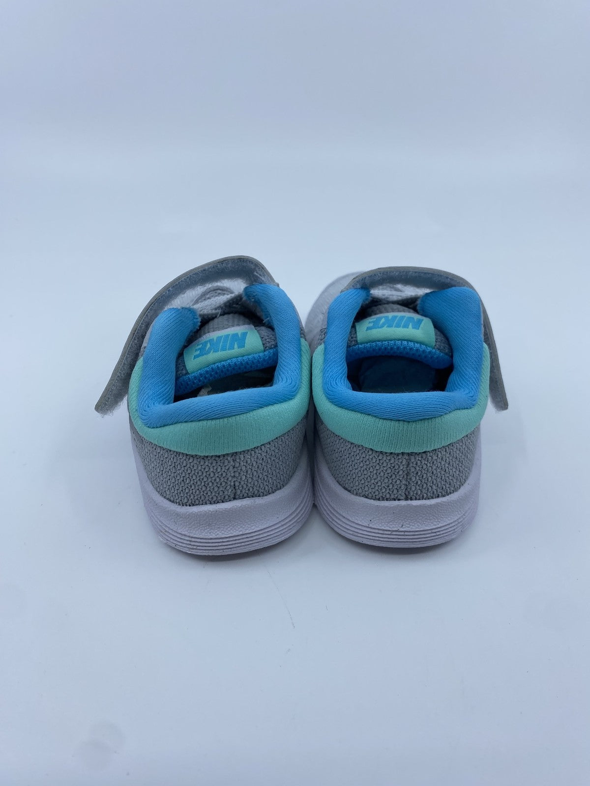 Nike Revolution 4 (TDV) US 3C Platinum/Metallic SILVER US 3c