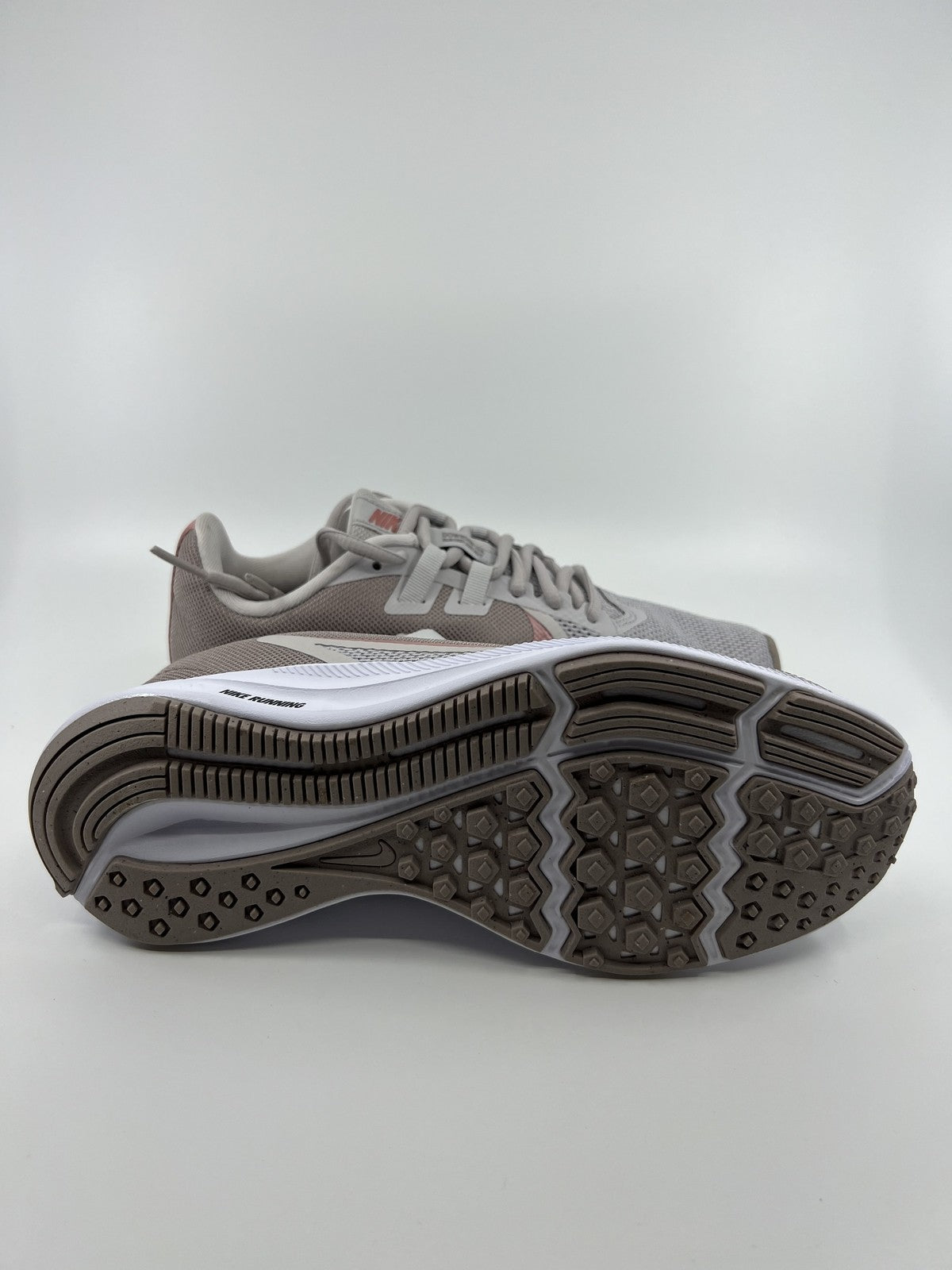 Nike AQ7486 DOWNSHIFTER 9 - GREY/PINK Women's Running Shoe US6.5 Brand New