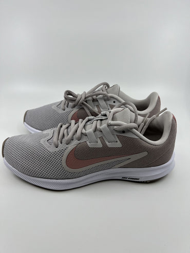 Nike AQ7486 DOWNSHIFTER 9 - GREY/PINK Women's Running Shoe US6.5 Brand New