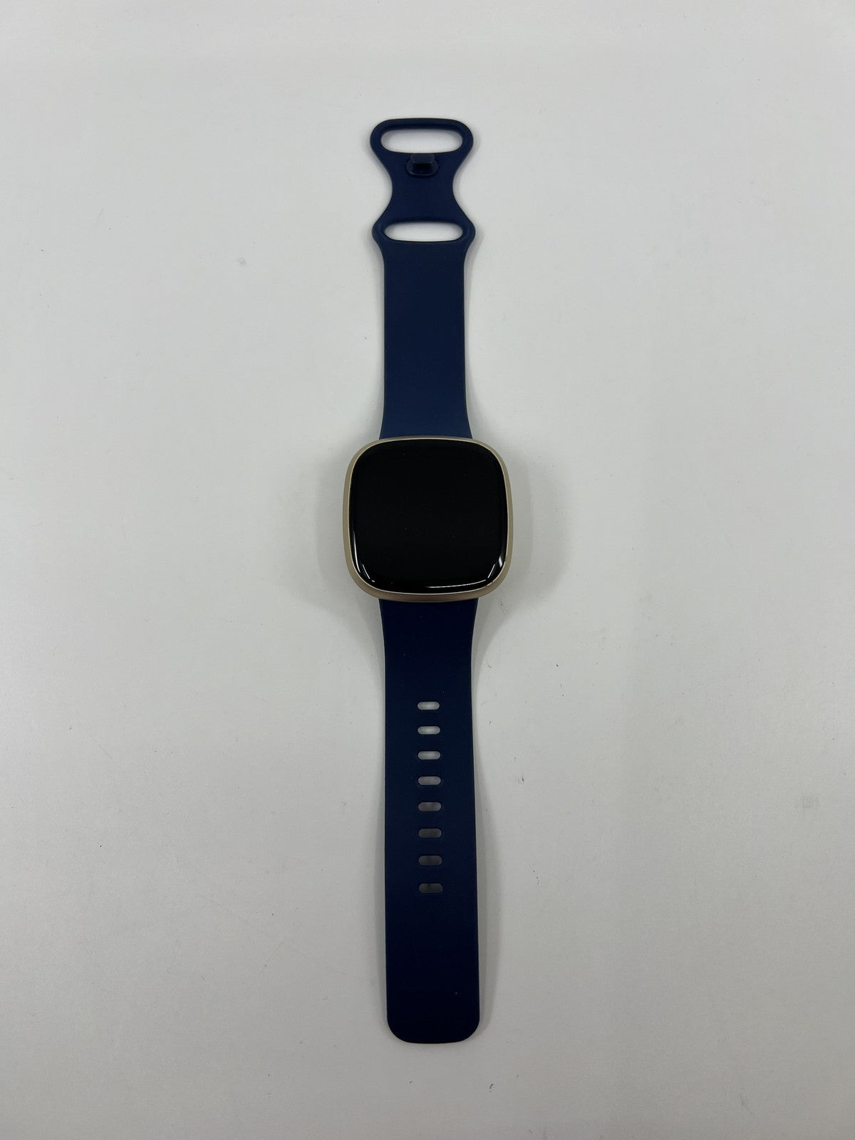 ♻️✅Fitbit Versa 3 Health & Fitness Smartwatch - Openbox -