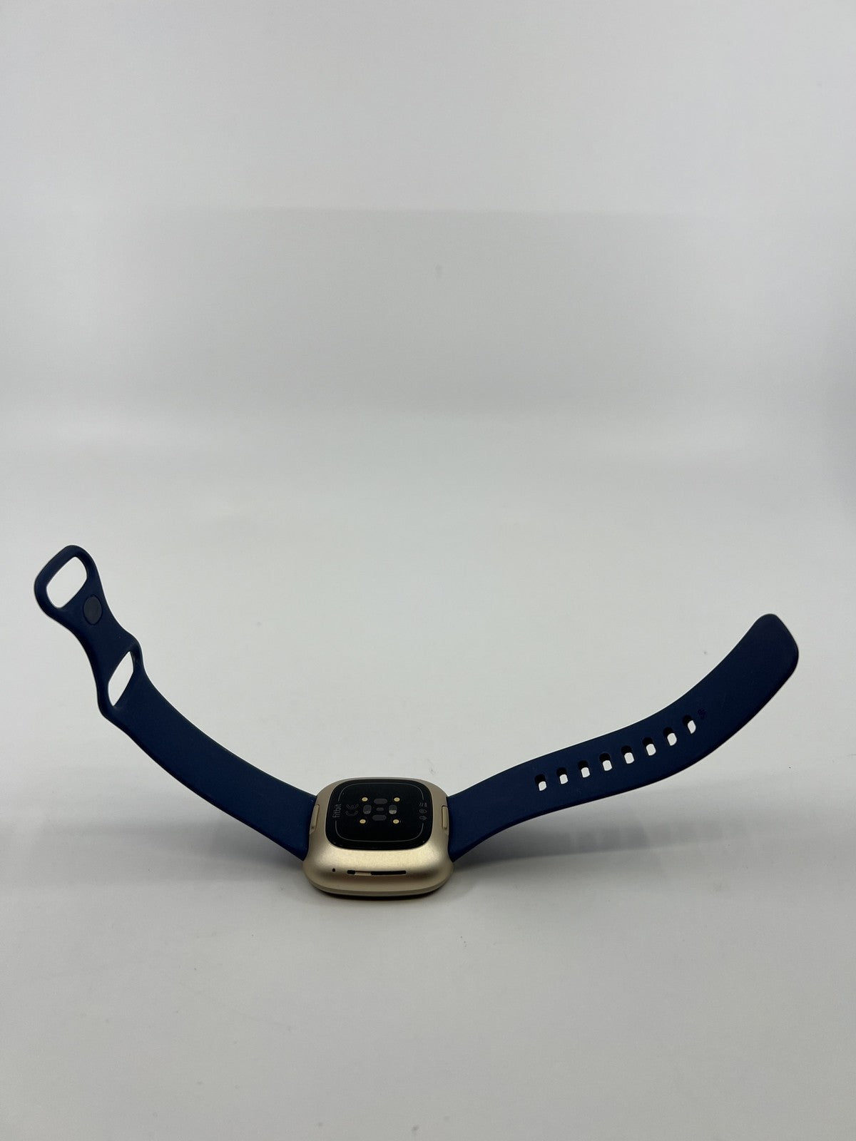 ♻️✅Fitbit Versa 3 Health & Fitness Smartwatch - Openbox -
