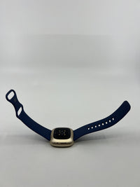 ♻️✅Fitbit Versa 3 Health & Fitness Smartwatch - Openbox -