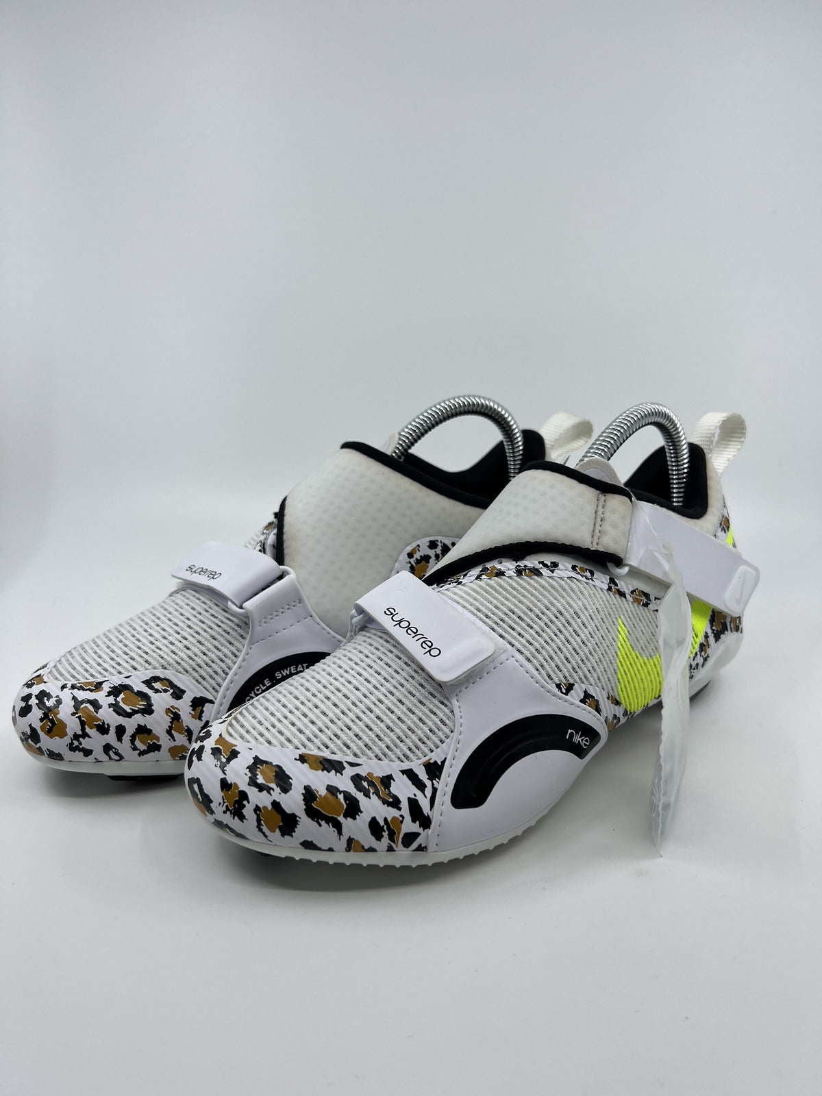 Nike CJ0775 Women's Running Shoe US7.5 Lightly Used Original Box