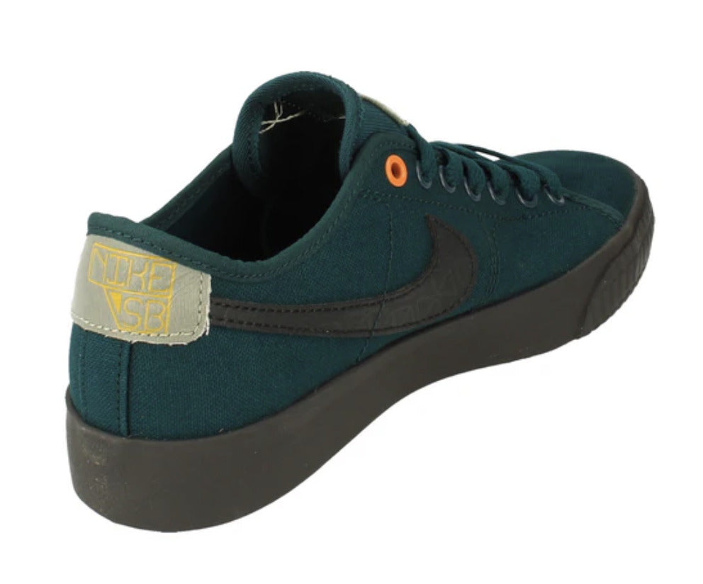 NIKE SB BLAZER COURT DVDL MENS TRAINERS US9 CZ5605 301