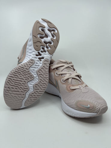 ♻️✅Nike Women's Race Running Shoe 7.5 Barely Rose