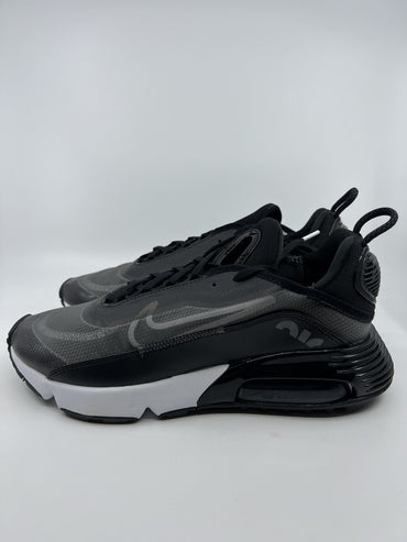 ♻️✅Nike Air Max 2090 Black White Running Shoes Men  US8.5 Brand New Original Box