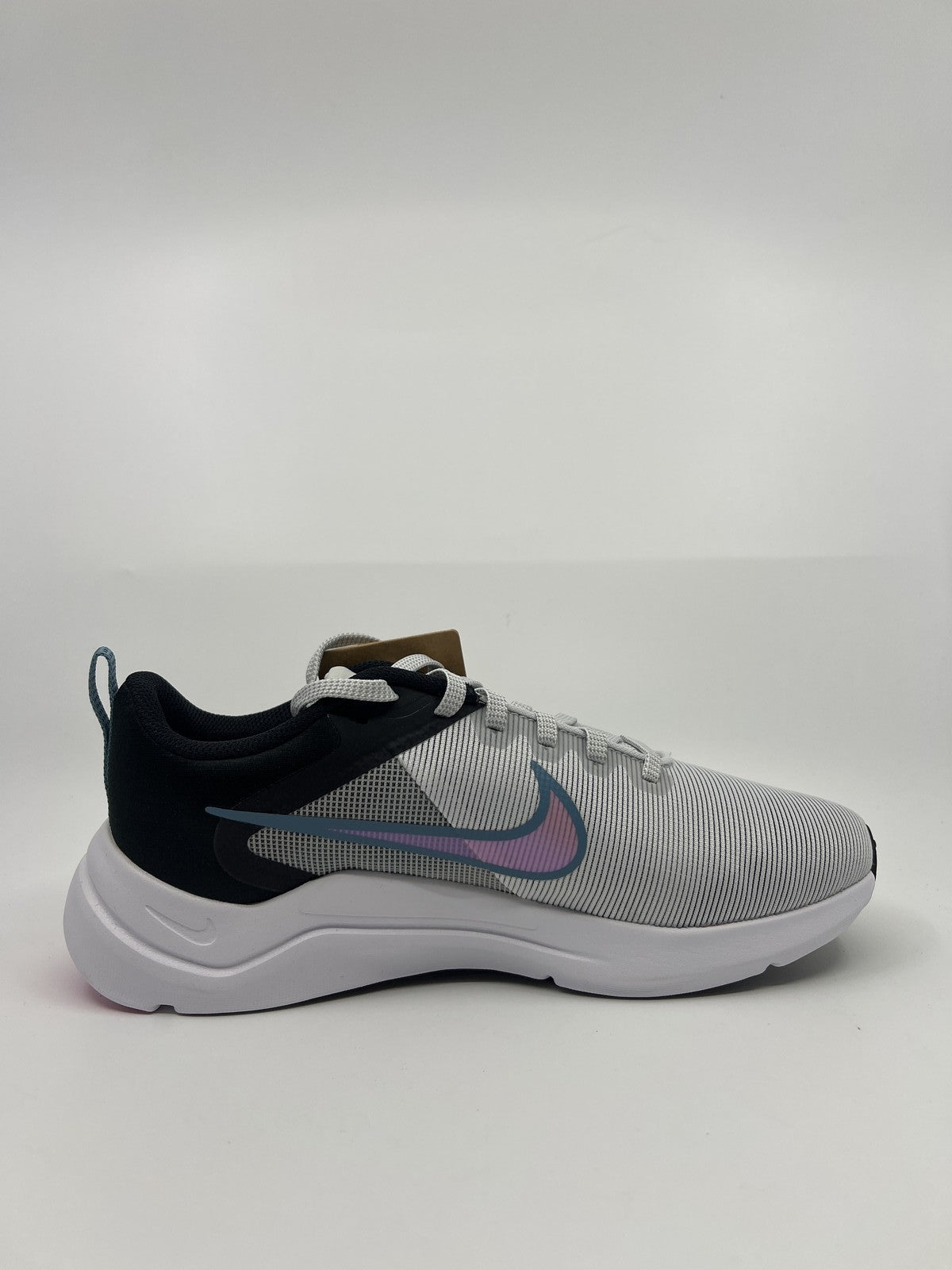 Nike women's Downshifter 12 Running 7.5 Photon Dust Pink Magic Smoke Grey